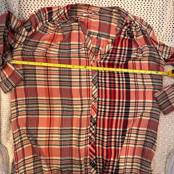 FREE PEOPLE LORALEI SHIRT WOMENS SMALL /PETITE Red Plaid Shirt - Picture 9 of 12